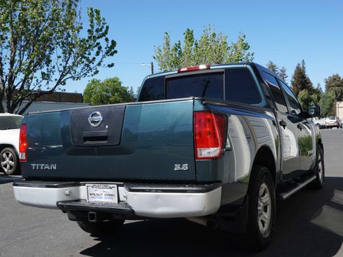 Used 2005 Nissan Titan XE image 11