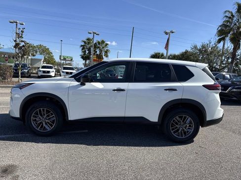 Certified 2024 Nissan Rogue S image 7