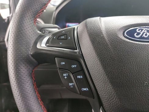 Used 2024 Ford Edge ST-Line image 19