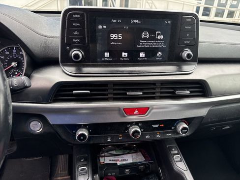 Used 2020 Kia Telluride S w/ S 8 Passenger Seating Package image 17