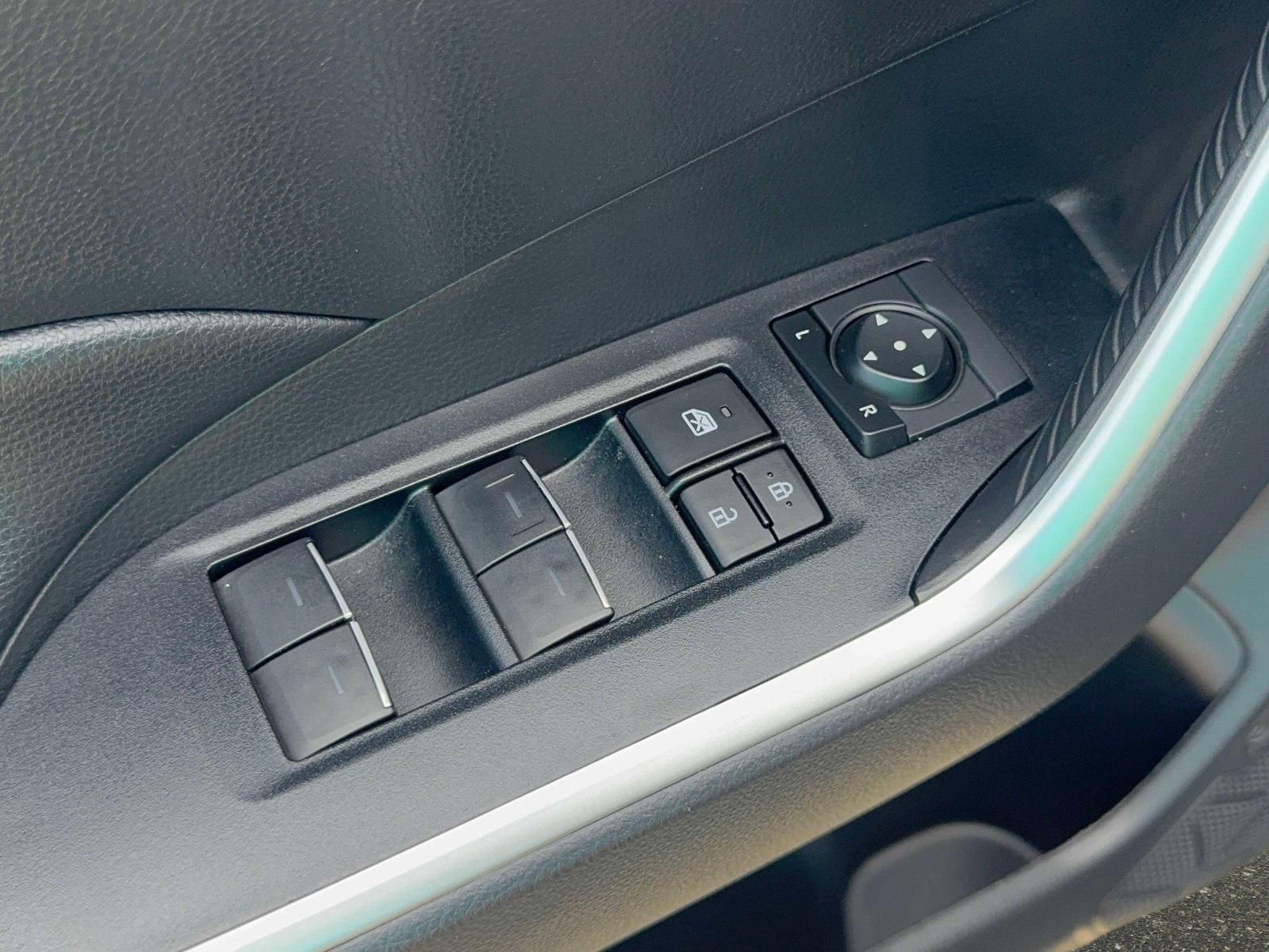 Certified 2023 Toyota RAV4 XLE w/ Convenience Package AWD/4WD image 20