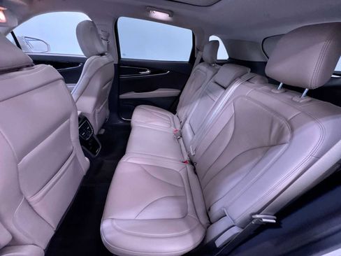 Used 2023 Lincoln Nautilus Reserve image 37