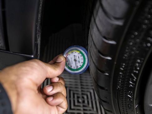 Used 2022 Tesla Model Y Performance image 37