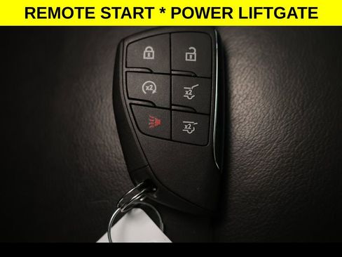 Used 2021 Chevrolet Tahoe Z71 w/ Z71 Signature Package image 11