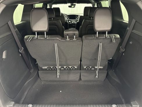 New 2026 Chrysler Pacifica Select image 7