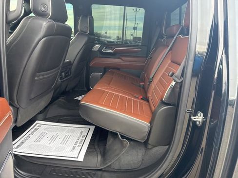 Used 2024 GMC Sierra 3500 Denali Ultimate image 13