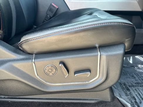 Used 2018 Ford F150 Platinum w/ Equipment Group 701A Luxury AWD/4WD image 31