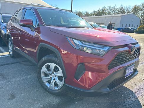 Used 2023 Toyota RAV4 LE image 2