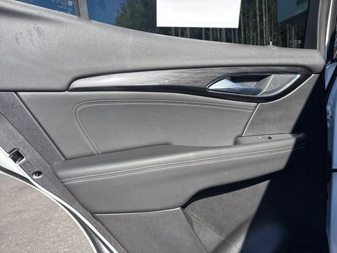 Used 2023 Buick Envision Preferred w/ Sport Touring Package image 17