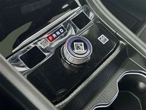 New 2025 Jeep Grand Cherokee Altitude image 12