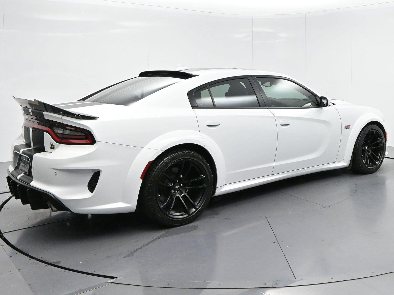 Used 2022 Dodge Charger Scat Pack RWD image 7