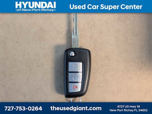 Used 2020 Nissan Rogue S image 31