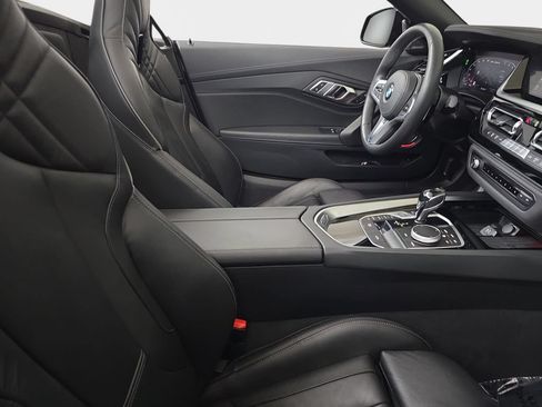 Used 2020 BMW Z4 M40i w/ Executive Package RWD image 10
