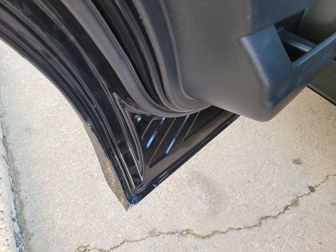 Used 2021 Ford Explorer XLT w/ Equipment Group 202A image 45