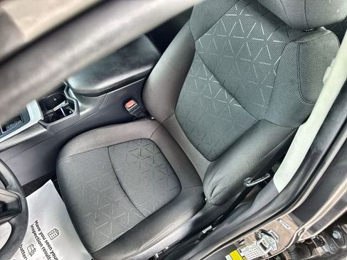 Used 2024 Toyota RAV4 XLE FWD image 20