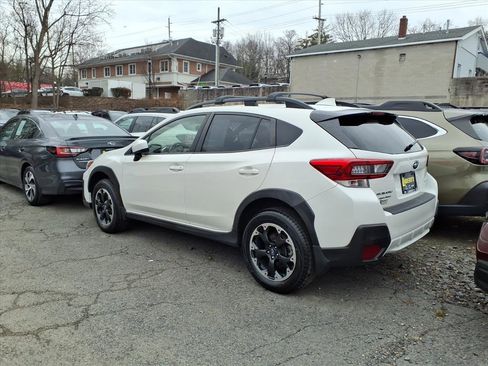 Certified 2021 Subaru Crosstrek 2.0i Premium image 2