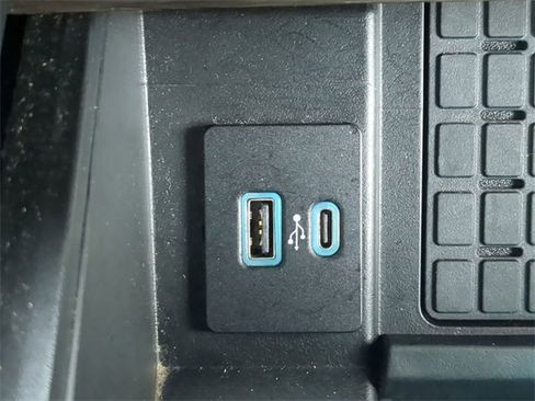 Used 2024 Ford Expedition Max Limited image 29