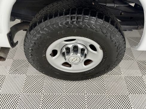 Used 2019 Chevrolet Express 3500 LT w/ LT Preferred Equipment Group image 23