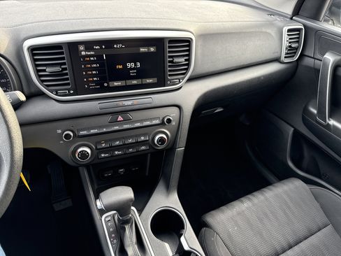 Certified 2022 Kia Sportage LX image 22