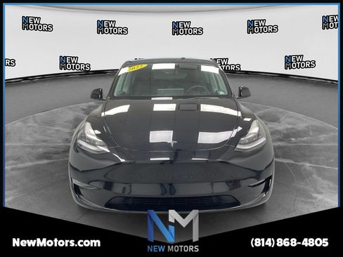 Used 2022 Tesla Model Y Long Range AWD/4WD image 6