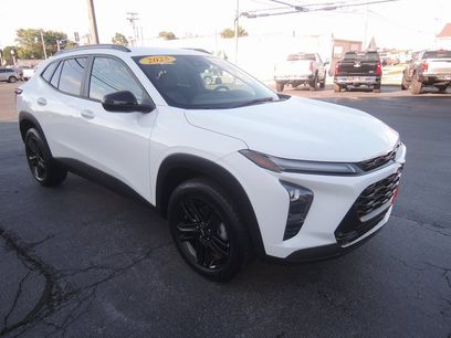 Used 2025 Chevrolet Trax ACTIV w/ Driver Confidence Package