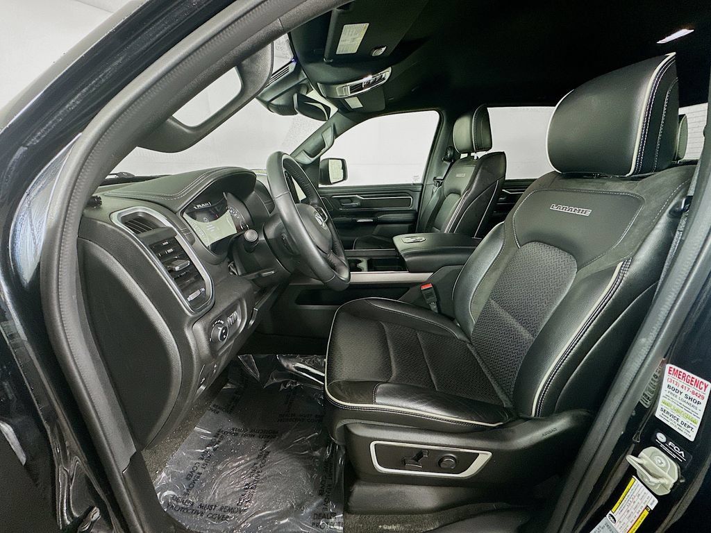Used 2023 RAM 1500 Laramie AWD/4WD image 33