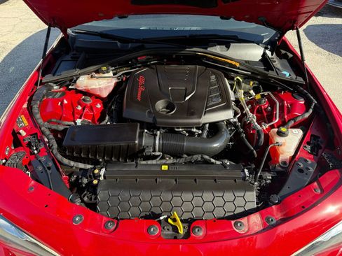 Used 2018 Alfa Romeo Giulia Ti Sport w/ Quick Order Package 22U Sport image 21