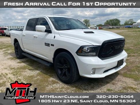 Used 2018 RAM 1500 Sport w/ Sport Premium Group AWD/4WD image 2