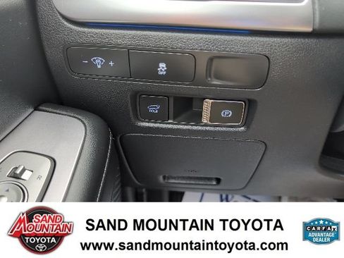 Used 2025 Hyundai Palisade Limited FWD image 22