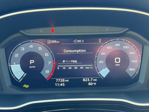 Certified 2025 Audi Q3 2.0T Premium Plus w/ Premium Plus Package image 8