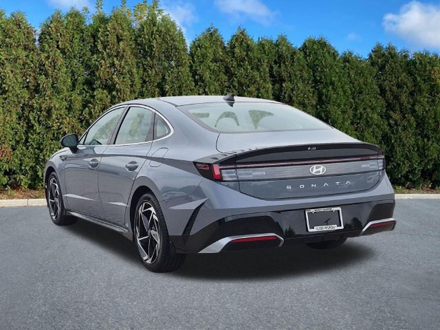 Certified 2026 Hyundai Sonata SEL FWD image 4
