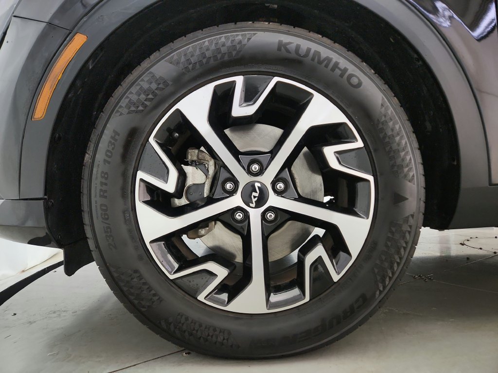 Used 2024 Kia Sportage EX FWD image 33