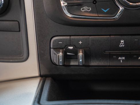 Used 2018 RAM 2500 Big Horn w/ Harvest Edition image 34