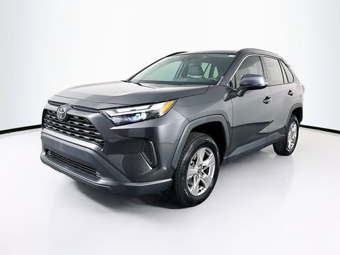 Used 2023 Toyota RAV4 XLE image 3
