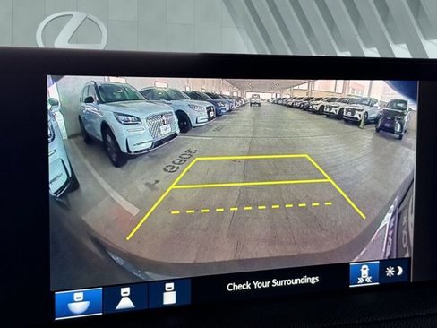 Used 2025 Acura MDX image 16