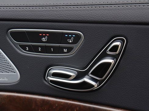 Used 2019 Mercedes-Benz S 560 Sedan image 49