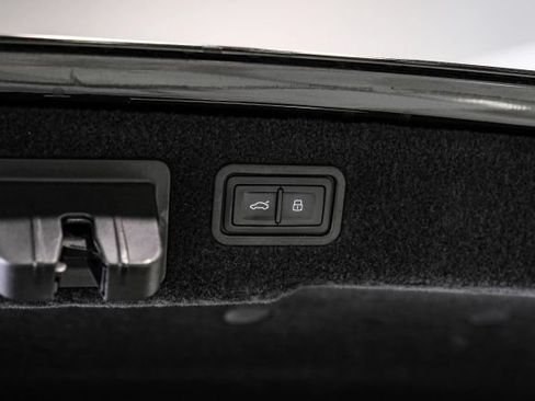 Used 2022 Audi A8 L 3.0T w/ Executive Package AWD/4WD image 69