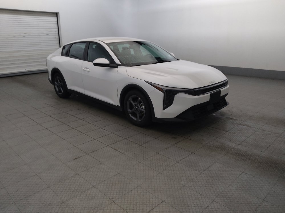 Used 2025 Kia K4 FWD image 11