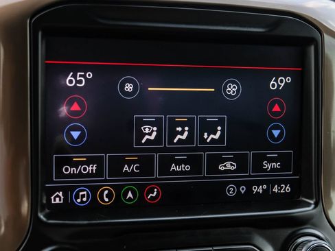 Used 2022 Chevrolet Silverado 1500 High Country w/ Technology Package AWD/4WD image 47