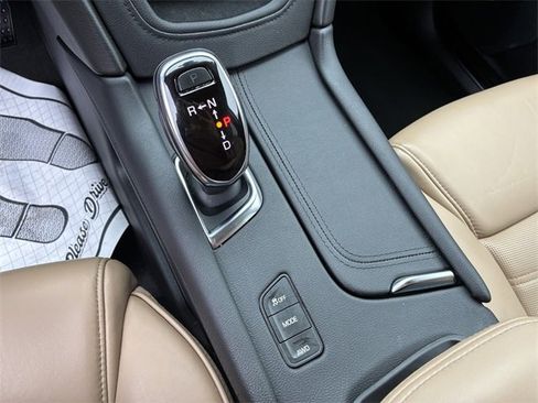 Used 2019 Cadillac XT5 Platinum image 29