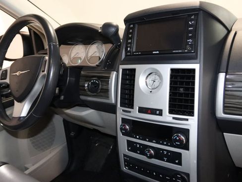 Used 2010 Chrysler Town & Country Touring Plus w/ Premium Group FWD image 61