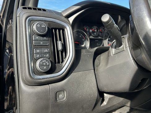 Used 2021 Chevrolet Silverado 2500 LT w/ Texas Edition image 13