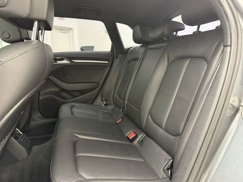 Used 2017 Audi A3 e-tron Premium image 25