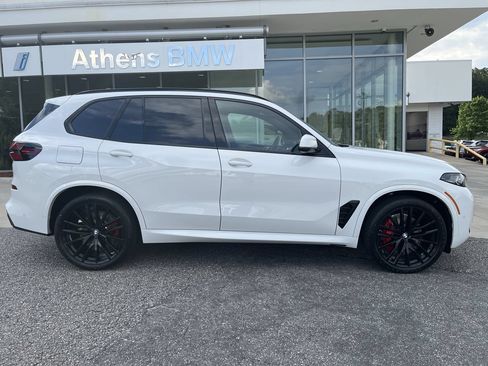 Used 2026 BMW X5 xDrive40i w/ M Sport Package AWD/4WD image 9