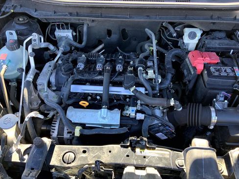 Used 2024 Nissan Kicks SV image 32