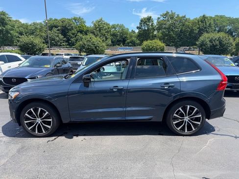 Certified 2024 Volvo XC60 B5 Plus w/ Protection Package Premier AWD/4WD image 3