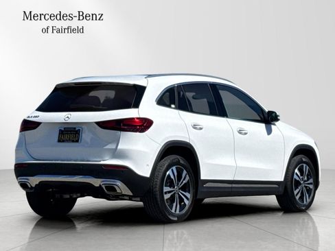 New 2026 Mercedes-Benz GLA 250 image 2