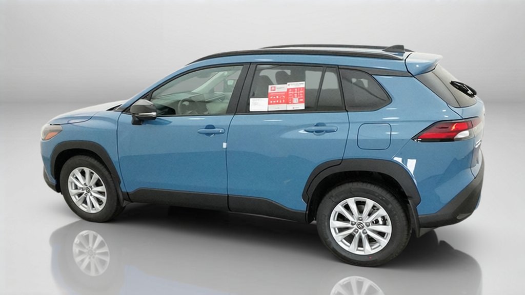 New 2026 Toyota Corolla Cross LE FWD image 7