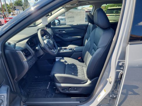 New 2026 Nissan Rogue Platinum AWD/4WD image 11