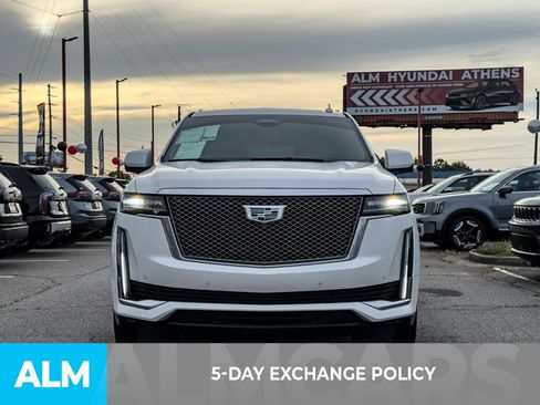 Used 2021 Cadillac Escalade Premium Luxury w/ LPO, Radiant Package RWD image 3